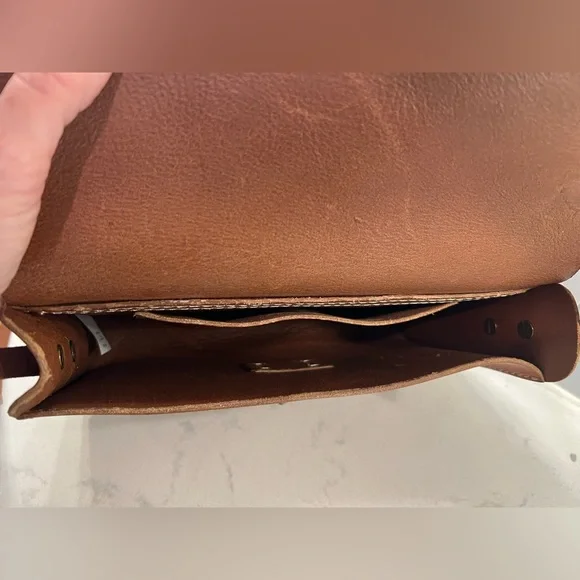 Madewell Leather Crossbody Bag in Cognac Brown - Picture 7 of 8